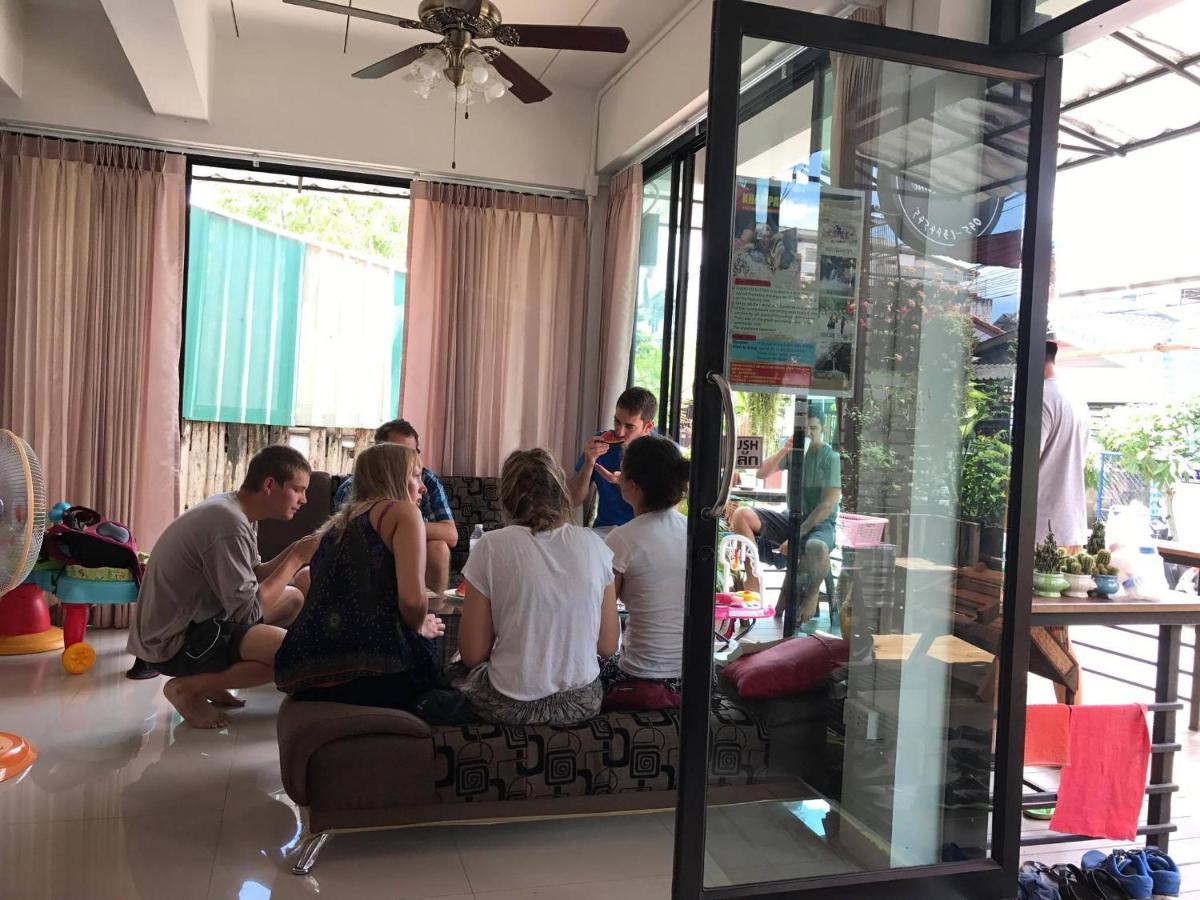 Family Home Chiang Mai Absolute House Exteriör bild