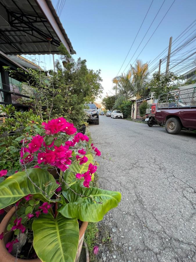 Family Home Chiang Mai Absolute House Exteriör bild