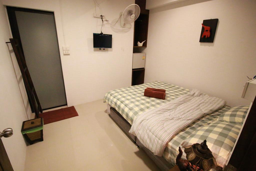 Family Home Chiang Mai Absolute House Exteriör bild